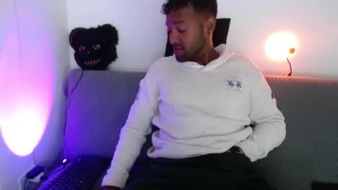 orlando_horny online show from October 23, 1:49 am