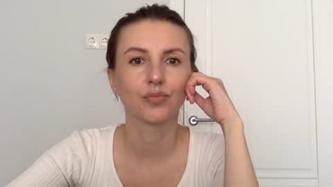 Snapshot of orvaline chatting on May 25, 1:50 pm orvaline online show from May 25, 1:50 pm