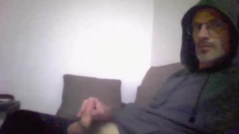 Snapshot of orwel09 chatting on December 16, 2:11 pm orwel09 online show from December 16, 2:11 pm