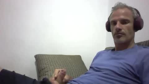 Snapshot of orwel09 chatting on December 18, 4:46 pm orwel09 online show from December 18, 4:46 pm