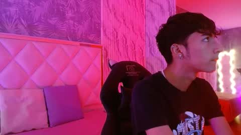 osamu_tay online show from February 24, 11:30 am