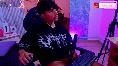 Snapshot of osamu_tay chatting on May 10, 3:06 pm osamu_tay online show from May 10, 3:06 pm
