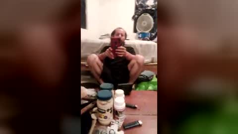 Snapshot of oscar041111 chatting on July 7, 9:02 am oscar041111 online show from July 7, 9:02 am