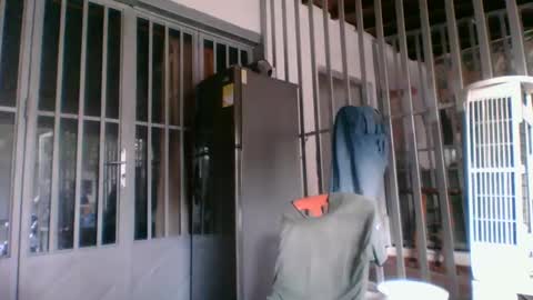 oscarjhe3512 online show from November 14, 9:46 pm