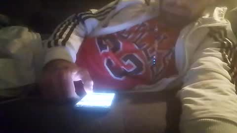 Snapshot of oscarkukoschka chatting on April 6, 8:32 pm oscarkukoschka online show from April 6, 8:32 pm