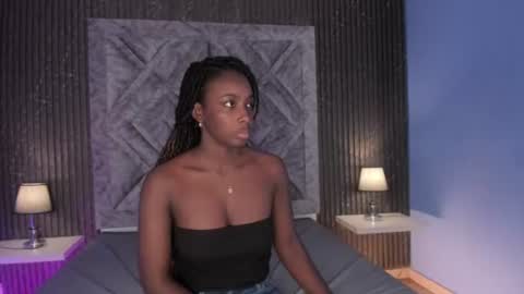 Snapshot of oshun_444 chatting on June 20, 12:08 pm oshun_444 online show from June 20, 12:08 pm
