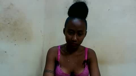 osnique online show from March 19, 8:18 am