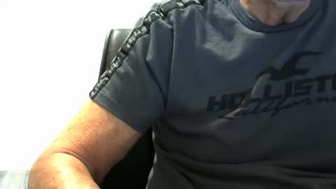 Ossi online show from November 27, 12:02 am