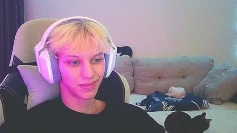 Ostin online show from December 19, 3:41 pm