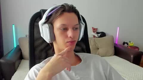 Ostin online show from February 22, 8:02 am