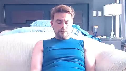 Lord Priv online show from April 25, 4:04 pm