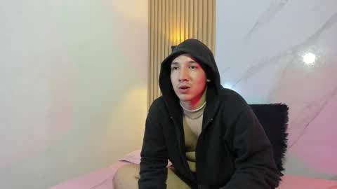 Otto Andrew online show from January 31, 8:07 pm