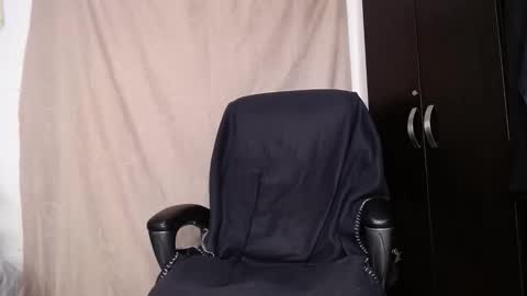 otto_stud online show from May 11, 4:07 am