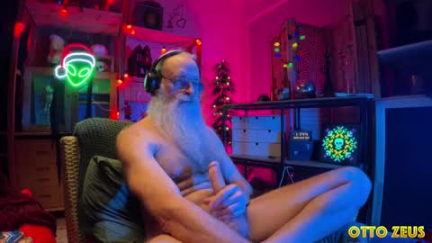 Otto Zeus online show from December 26, 7:45 am