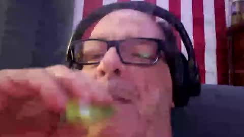 Snapshot of ou8124824 chatting on September 27, 7:57 am ou8124824 online show from September 27, 7:57 am