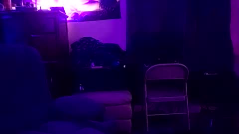 Snapshot of ou8124824 chatting on October 28, 6:17 am ou8124824 online show from October 28, 6:17 am