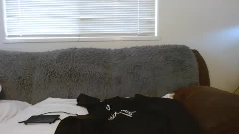 Snapshot of ourdirtylilsecret chatting on November 16, 7:52 pm Tyler Haighlee Dallas online show from November 16, 7:52 pm