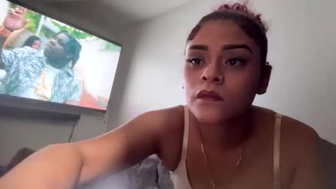 Snapshot of ourdirtylittlesecret1625 chatting on November 13, 1:21 pm ourdirtylittlesecret1625 online show from November 13, 1:21 pm