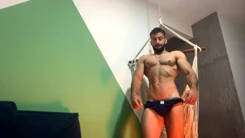 Snapshot of ouro1556 chatting on May 31, 1:14 am Gold1556 online show from May 31, 1:14 am