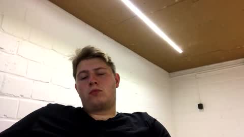 outflayd online show from February 20, 2:19 am