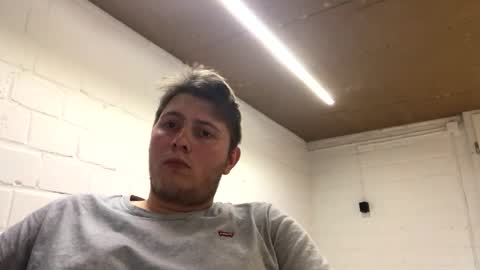 outflayd online show from February 27, 12:21 am