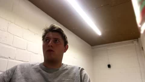 outflayd online show from March 8, 7:06 pm