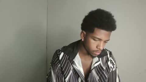 Snapshot of owen_222 chatting on March 25, 4:29 am Owen online show from March 25, 4:29 am