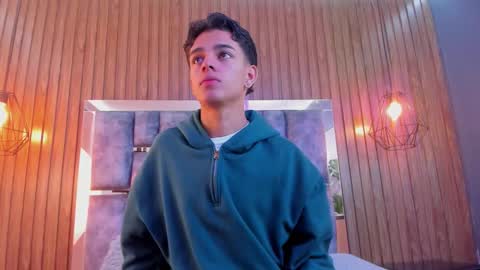 Owen Johnson online show from November 27, 11:45 am