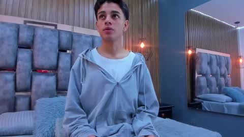 Owen Johnson online show from December 2, 11:48 am