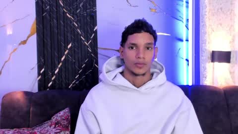 Snapshot of owen_blaze3 chatting on May 16, 3:47 am owen blaze online show from May 16, 3:47 am