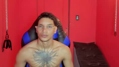 Snapshot of owen_blaze3 chatting on May 28, 3:15 am owen blaze online show from May 28, 3:15 am