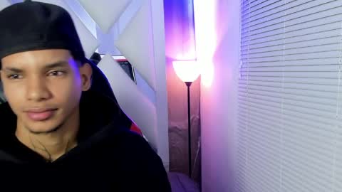 Snapshot of owen_blaze3 chatting on May 29, 3:26 am owen blaze online show from May 29, 3:26 am