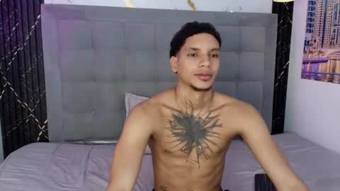 Snapshot of owen_blaze3 chatting on June 26, 3:44 am owen blaze online show from June 26, 3:44 am