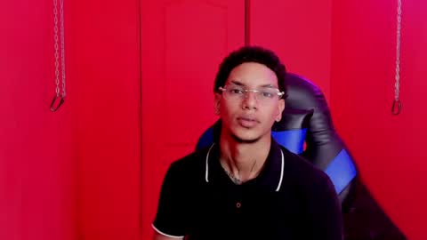 Snapshot of owen_blaze3 chatting on July 19, 3:21 am owen blaze online show from July 19, 3:21 am