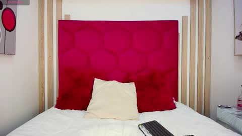 Owen online show from March 14, 8:47 pm