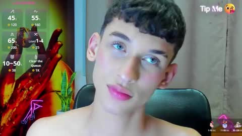 Snapshot of owen_stone1 chatting on September 9, 5:29 am owen_stone1 online show from September 9, 5:29 am