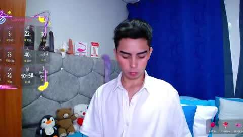 Owen  Independent model  online show from September 30, 7:52 pm