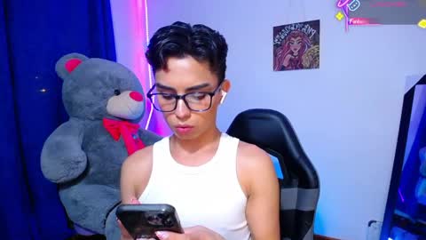 Snapshot of owenblue__ chatting on June 7, 10:19 am Owen Independent model online show from June 7, 10:19 am