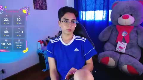 Owen  Independent model  online show from July 28, 12:48 pm