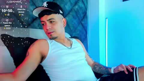 O W E N - S T O N E online show from December 1, 1:05 pm