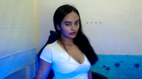 Snapshot of oxana_wetpussy chatting on July 7, 6:47 am oxana_wetpussy online show from July 7, 6:47 am
