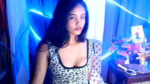 Snapshot of oxana_wetpussy chatting on July 25, 12:20 am oxana_wetpussy online show from July 25, 12:20 am