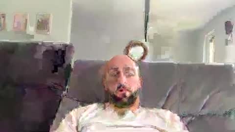 oxlade59 online show from December 20, 12:34 pm