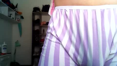 Jeannifer online show from January 18, 3:27 pm