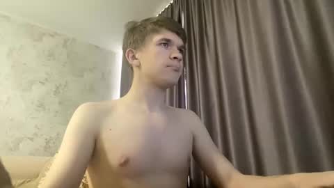 Snapshot of oydikey chatting on March 7, 11:51 am Oydin online show from March 7, 11:51 am