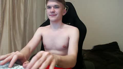 Snapshot of oydikey chatting on October 4, 1:36 am Oydin online show from October 4, 1:36 am