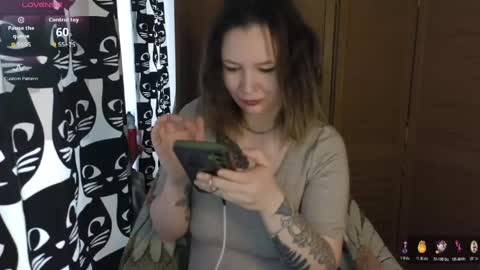 Snapshot of ozalin chatting on June 1, 12:18 pm ozalin online show from June 1, 12:18 pm