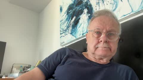 Snapshot of ozhairybearxxxx chatting on June 22, 2:46 am ozhairybearxxxx online show from June 22, 2:46 am