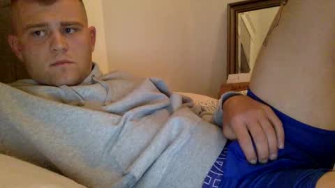 ozzysocks online show from March 13, 2:18 am