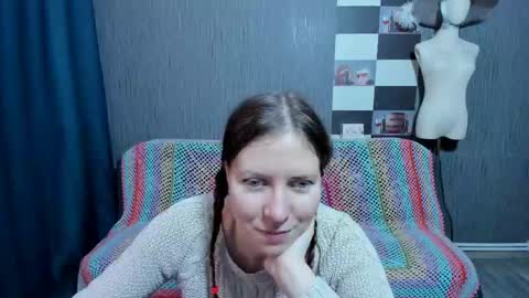 Ella online show from March 19, 5:11 am